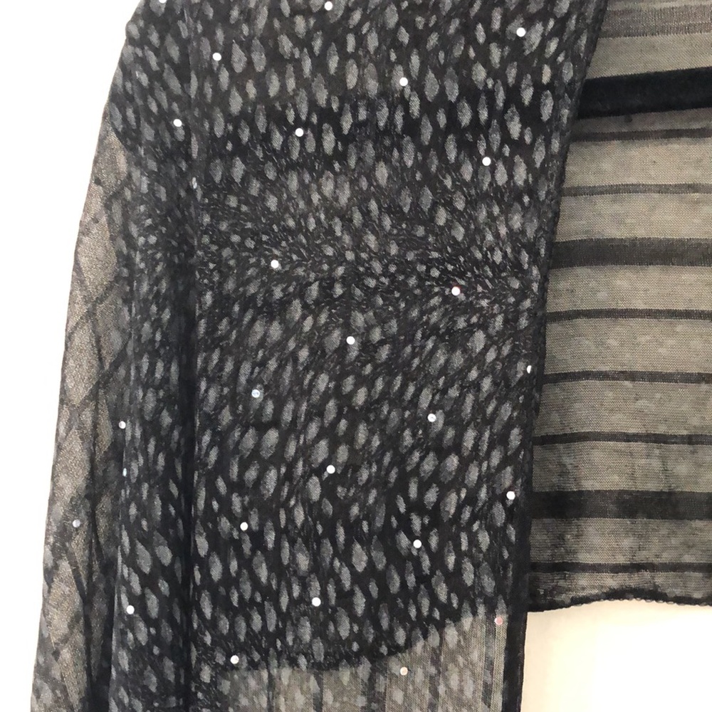 Women’s Sheer Shall/ Scarf